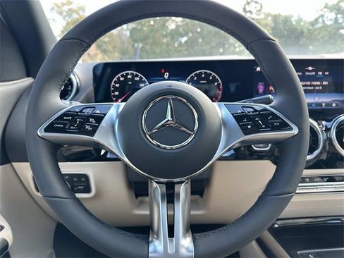 New 2026 Mercedes-Benz GLA 250 4MATIC image 15