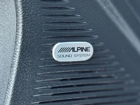 Used 2018 Dodge Challenger R/T Plus image 29