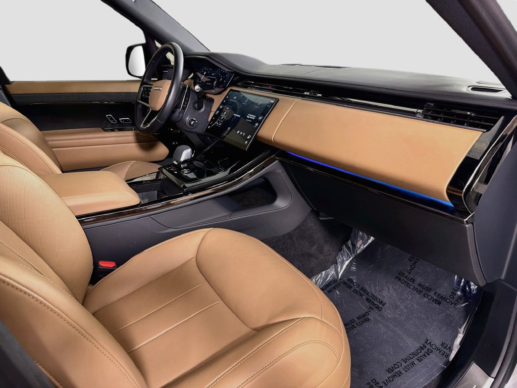 Certified 2025 Land Rover Range Rover Sport SE AWD/4WD image 32