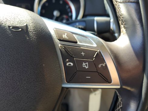 Used 2016 Mercedes-Benz GL 450 4MATIC w/ Premium I Package image 20