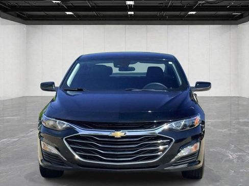 Used 2023 Chevrolet Malibu LT w/ Driver Confidence Package FWD image 2