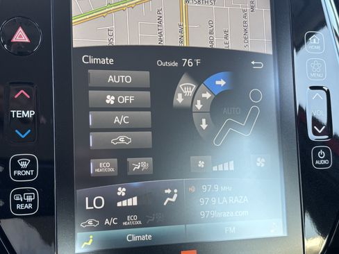 Used 2021 Toyota Prius Prime Limited FWD image 20