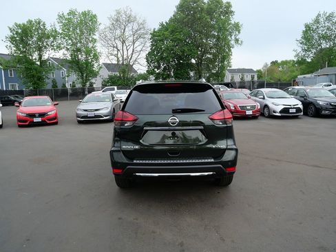 Used 2019 Nissan Rogue SV AWD/4WD image 4