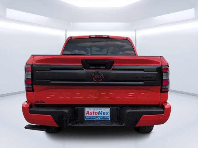 Used 2025 Nissan Frontier PRO-4X w/ Interior Protection Package AWD/4WD image 4