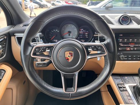 Used 2017 Porsche Macan S AWD/4WD image 10