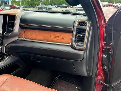 Used 2022 RAM 1500 Limited w/ Off Road Group AWD/4WD image 27