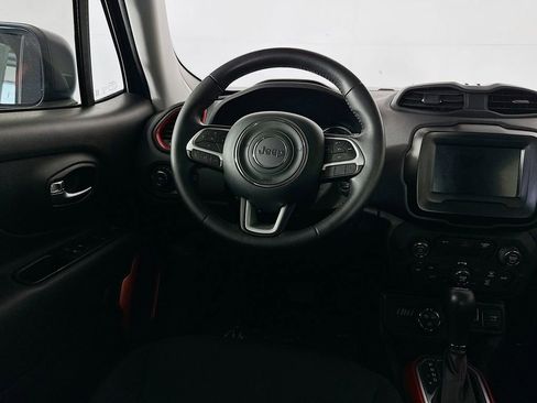Used 2019 Jeep Renegade Trailhawk w/ LED Lighting Group AWD/4WD image 28