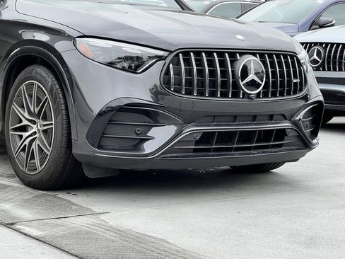 Used 2024 Mercedes-Benz GLC 43 AMG 4MATIC image 3