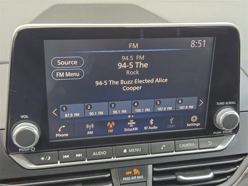 Used 2025 Nissan Altima 2.5 SV image 19