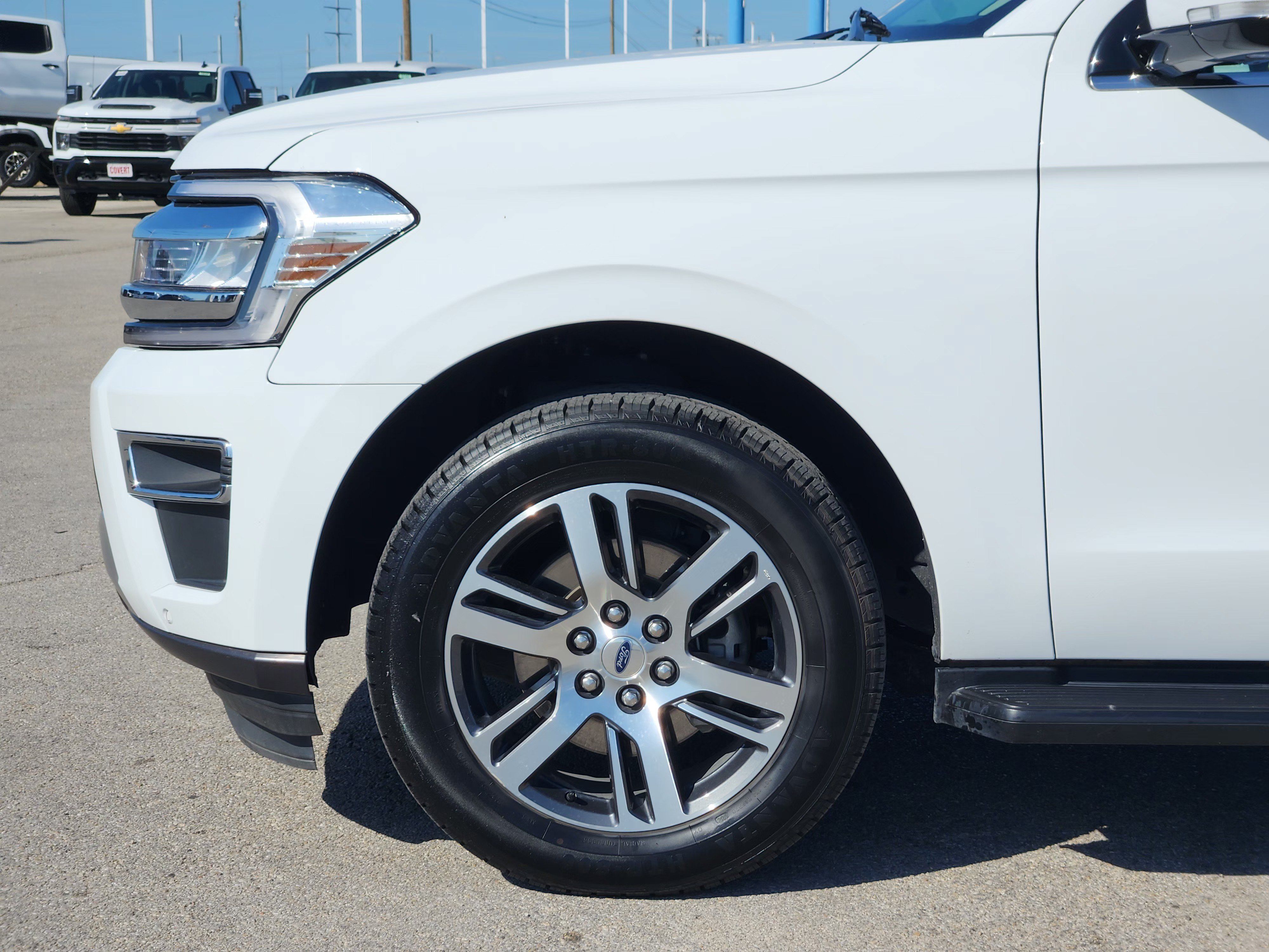 Used 2024 Ford Expedition Max Limited RWD image 9