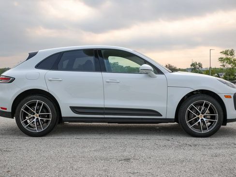 Certified 2026 Porsche Macan AWD/4WD image 26