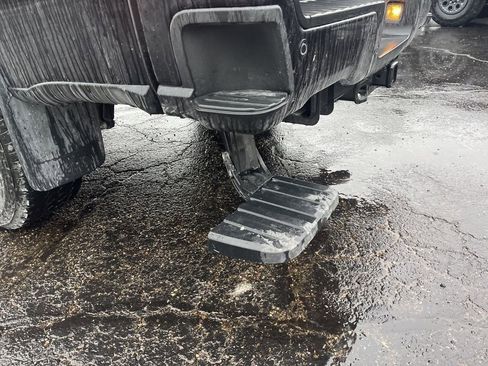 Used 2025 Ford F250 XL w/ STX Appearance Package image 5