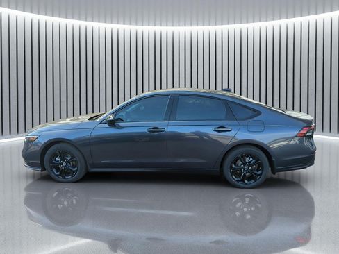 Certified 2025 Honda Accord SE image 8