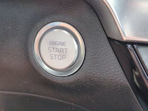 Used 2022 Kia Telluride S FWD image 32