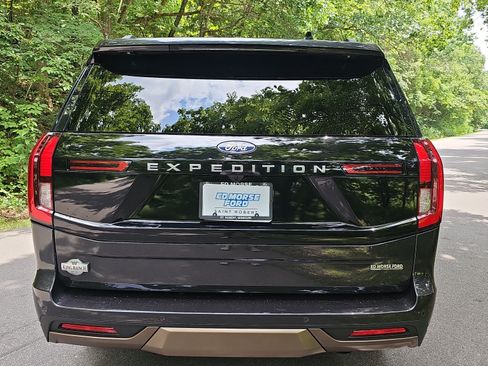 Used 2025 Ford Expedition King Ranch AWD/4WD image 5
