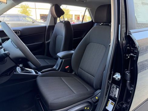 New 2026 Hyundai Venue SE image 21