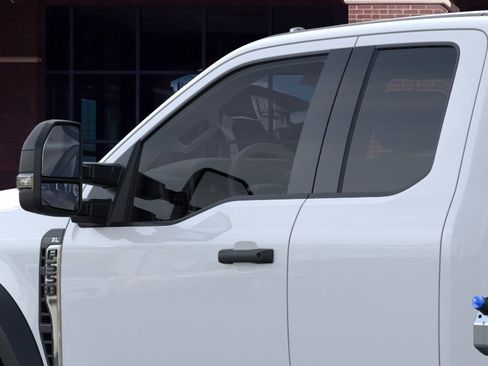 New 2025 Ford F550 4x4 SuperCab Super Duty image 20