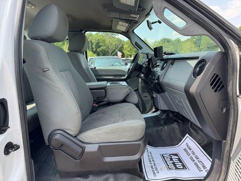 Used 2015 Ford F250 XL w/ Snow Plow Prep Package AWD/4WD image 18