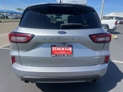 Used 2024 Ford Escape ST-Line image 10