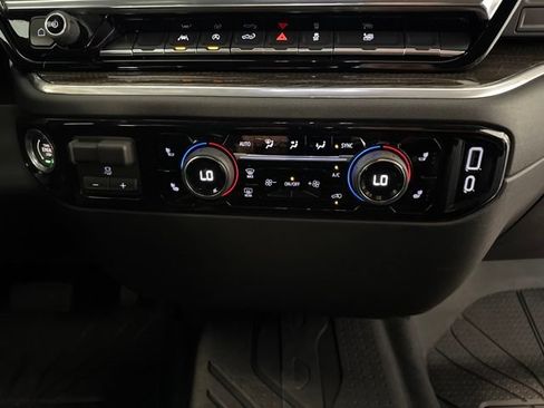 New 2026 Chevrolet Silverado 1500 RST w/ RST Select Package AWD/4WD image 32