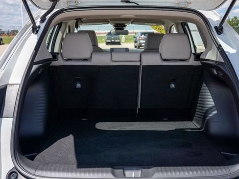 Used 2025 Honda HR-V LX image 11