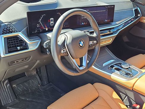 Used 2025 BMW X5 sDrive40i w/ Premium Package RWD image 16