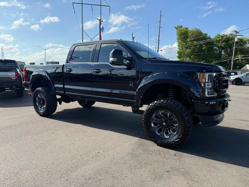 Used 2022 Ford F250 Lariat w/ Black Appearance Package AWD/4WD image 10