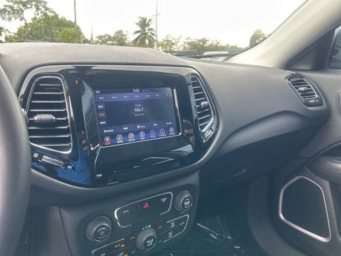 Certified 2019 Jeep Compass Altitude image 12