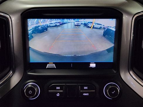 Used 2021 Chevrolet Silverado 1500 LT RWD image 37