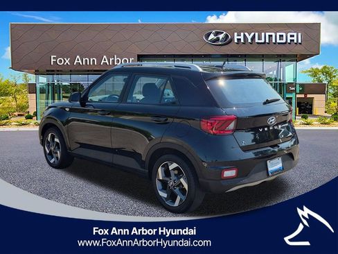 Certified 2023 Hyundai Venue SEL w/ Cargo Package FWD image 3