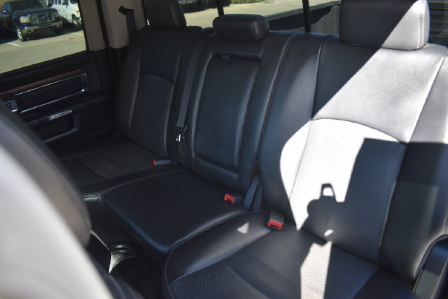 Used 2014 RAM 2500 Laramie w/ Black Appearance Group AWD/4WD image 21