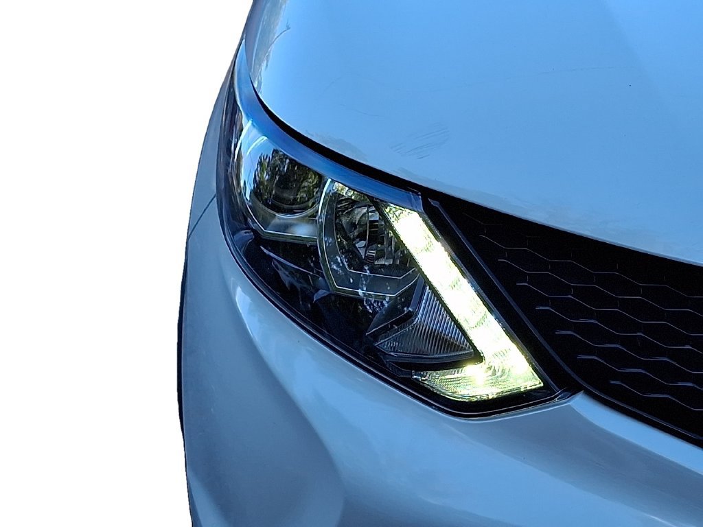 Used 2019 Nissan Rogue Sport SV AWD/4WD image 11