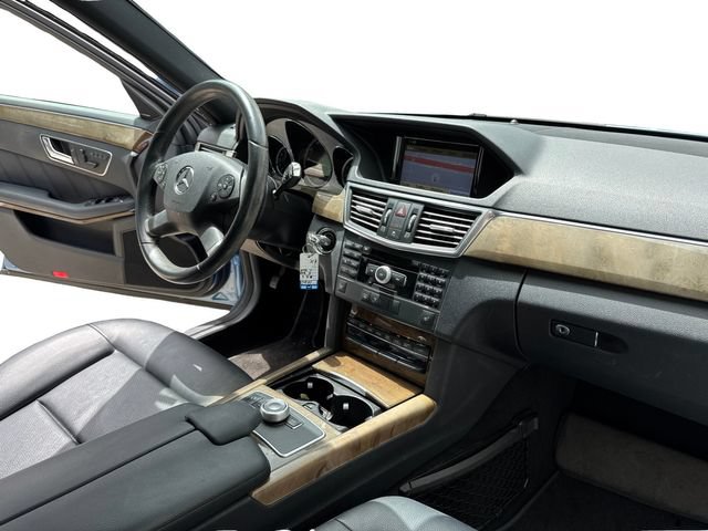 Used 2010 Mercedes-Benz E 350 Sedan image 16