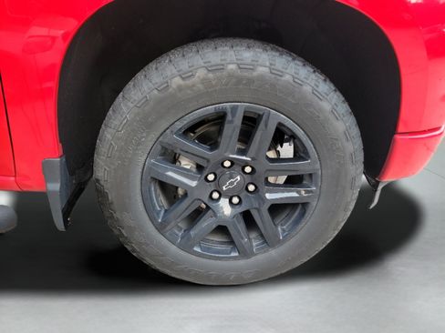 Used 2024 Chevrolet Silverado 1500 Custom w/ Turbomax Blackout Package RWD image 27