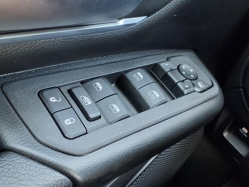 Used 2025 RAM 1500 Big Horn AWD/4WD image 29