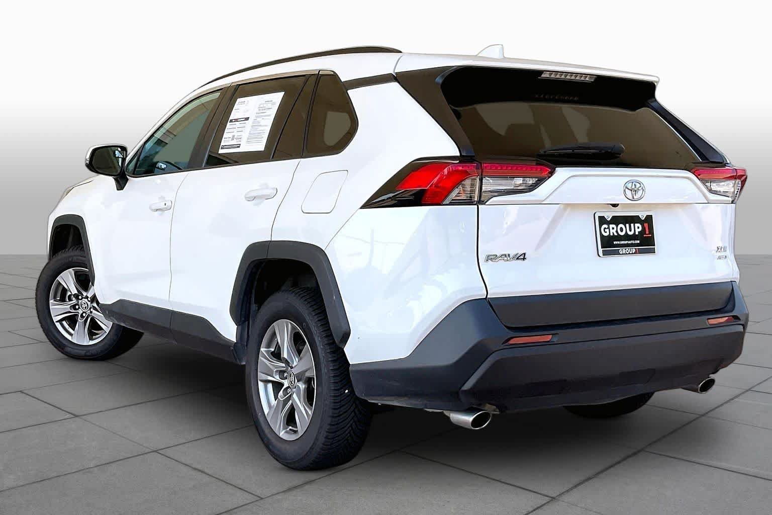 Used 2024 Toyota RAV4 XLE w/ Convenience Package AWD/4WD image 11