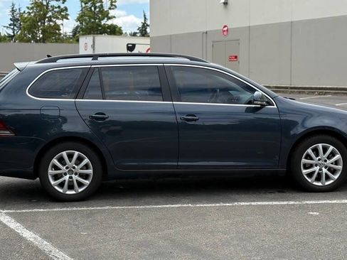 Used 2010 Volkswagen Jetta SE image 6