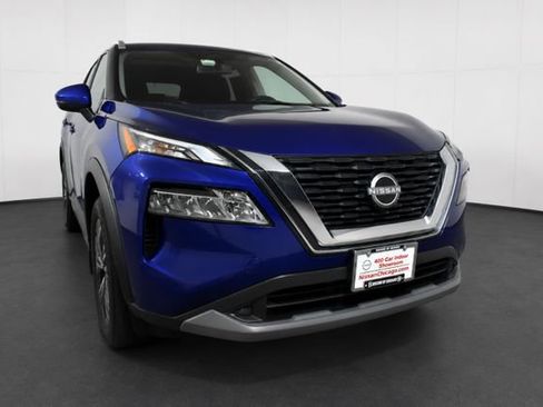 Used 2022 Nissan Rogue SV w/ SV Premium Package AWD/4WD image 3