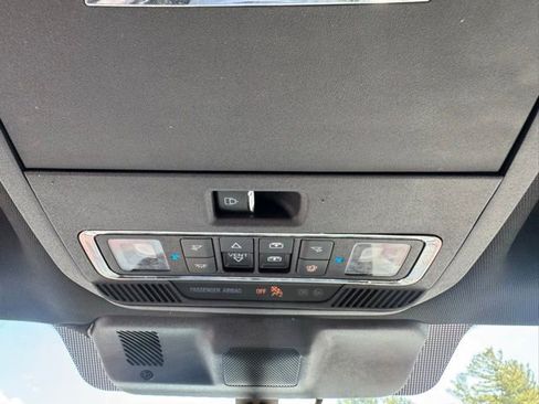 Used 2023 Ford F150 Lariat w/ Equipment Group 502A High AWD/4WD image 30