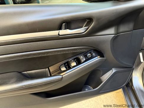 Used 2021 Nissan Altima 2.5 SV w/ SV Premium Package image 22