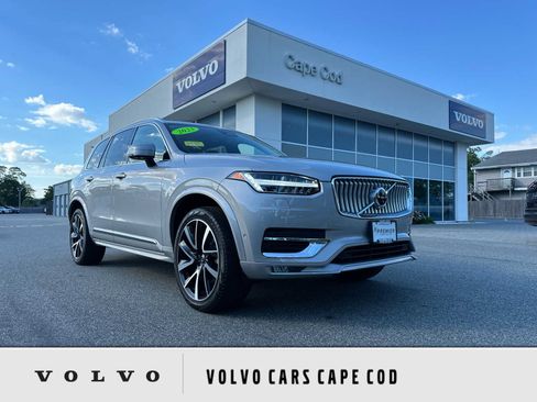 Used 2023 Volvo XC90 B5 Plus w/ Protection Package Premier AWD/4WD image 1