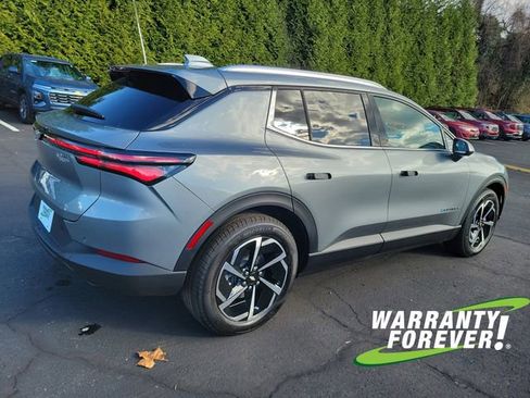 New 2026 Chevrolet Equinox EV LT image 7