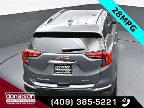 Used 2020 GMC Terrain SLT image 20