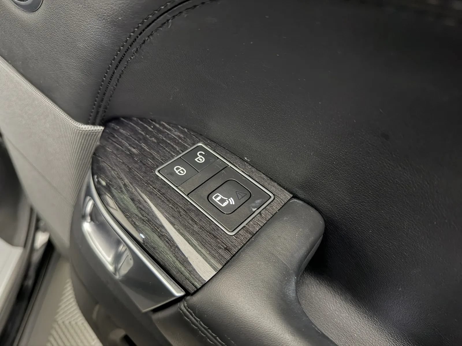 Used 2019 Land Rover Range Rover Sport HSE AWD/4WD image 39