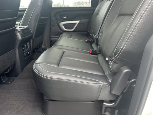 Used 2017 Nissan Titan PRO-4X w/ Pro-4x Convenience Package image 22