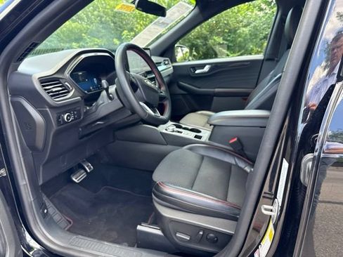 Used 2023 Ford Escape ST-Line Select w/ Tech Pack #2 AWD/4WD image 11