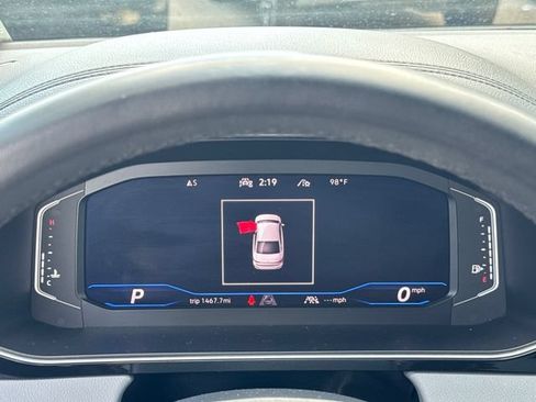 Used 2025 Volkswagen Jetta GLI Autobahn FWD image 17