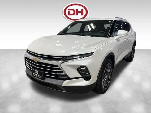 Used 2023 Chevrolet Blazer Premier w/ Driver Confidence II Package AWD/4WD image 7