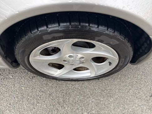 Used 2005 Mercedes-Benz SL 500 image 44