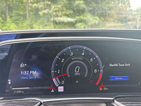 Used 2023 Cadillac Escalade ESV V image 21